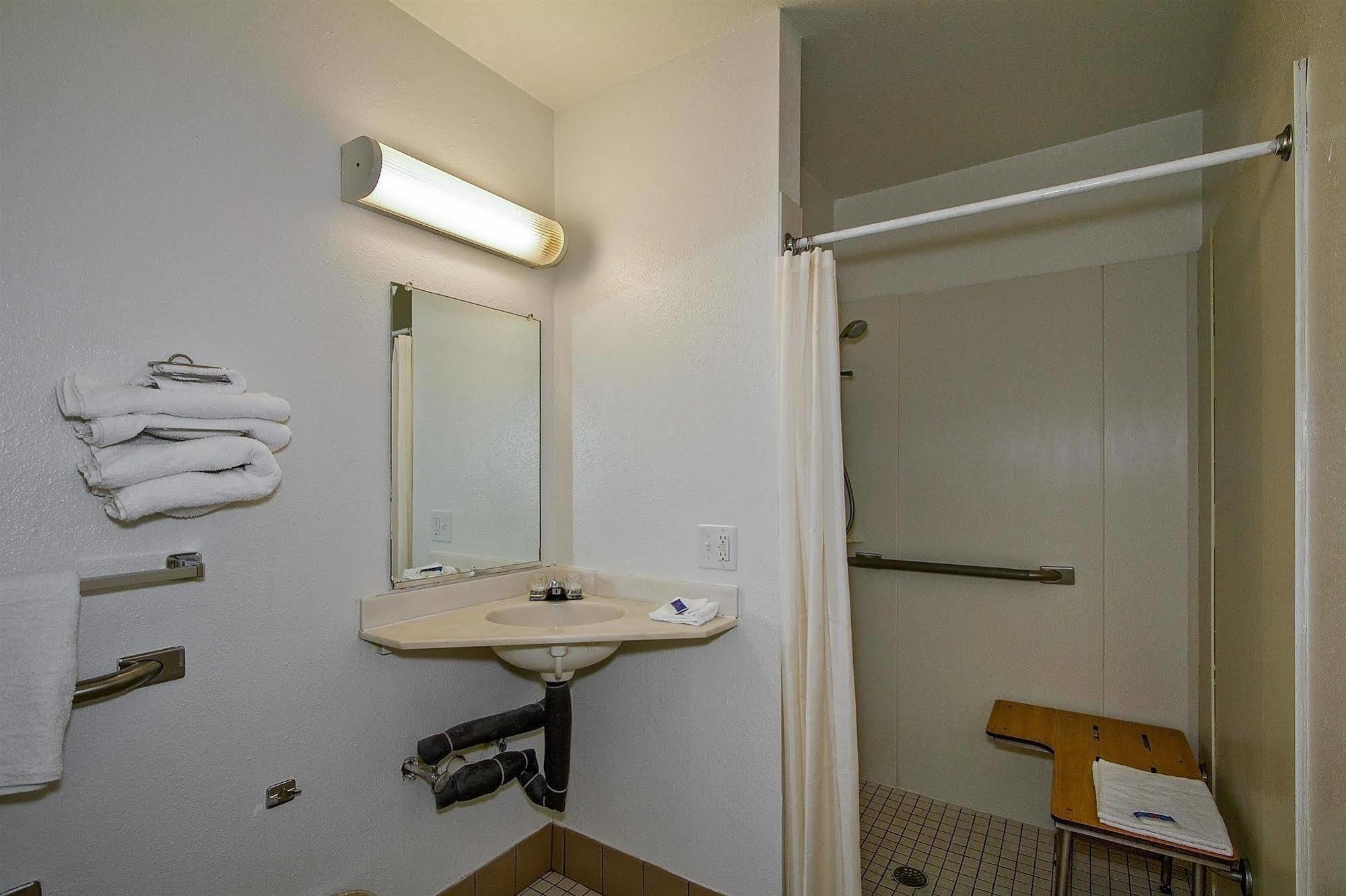Motel 6-Green Bay, Wi Экстерьер фото